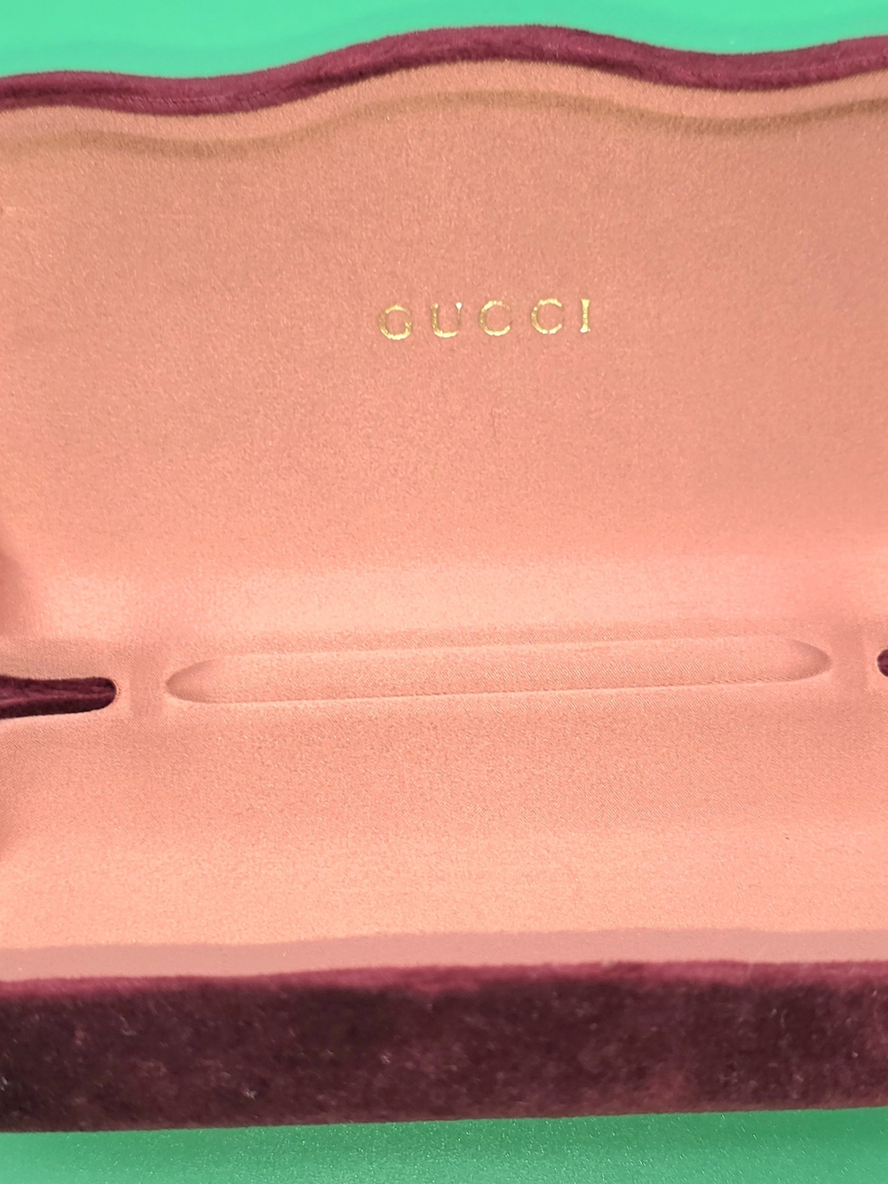 GUCCI Luxury Maroon Velvet Glasses Case • Medium